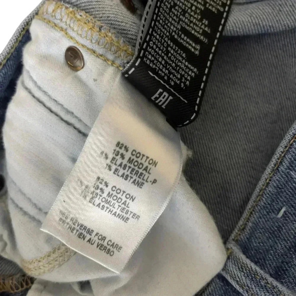 7 For All Mankind High Waist Cropped Straight Distressed Hem Jeans Size 26 - Picture 11 of 12